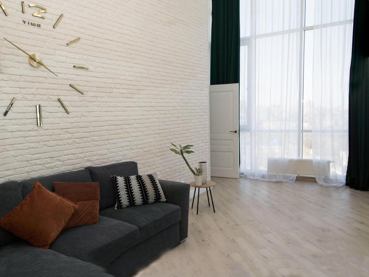 Apart Hotel Greenwood Near Sea Odessa Extérieur photo