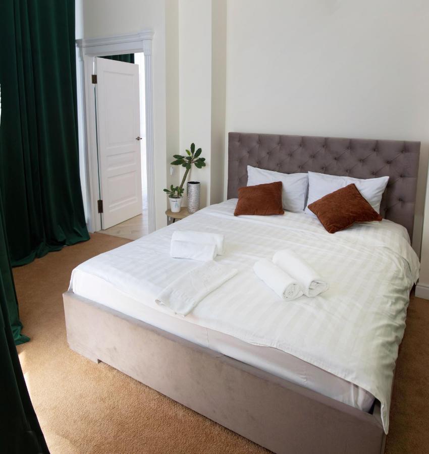 Apart Hotel Greenwood Near Sea Odessa Extérieur photo